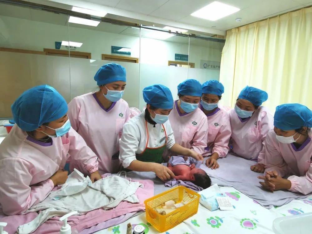昭通妇婴监护型护送